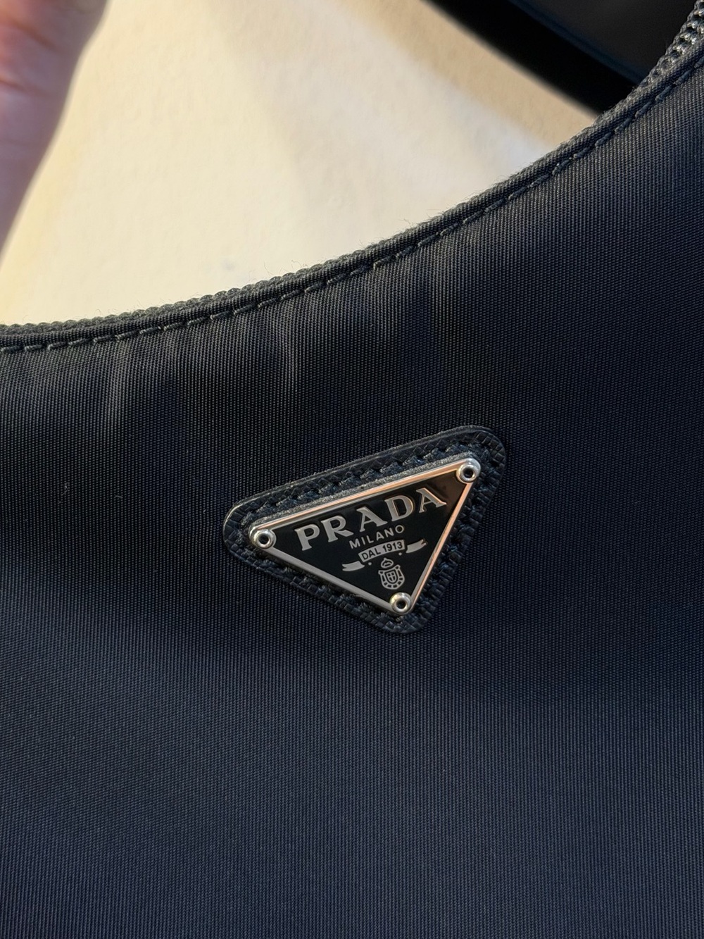 Prada Re-Edition 2000 Re-Nylon Bag - Picture 5 of 10